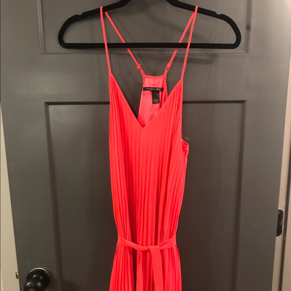 Pink Maxi pleated dress